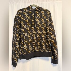 Nike Black and Gold Sportswear Club Logo Men's Sweatshirt